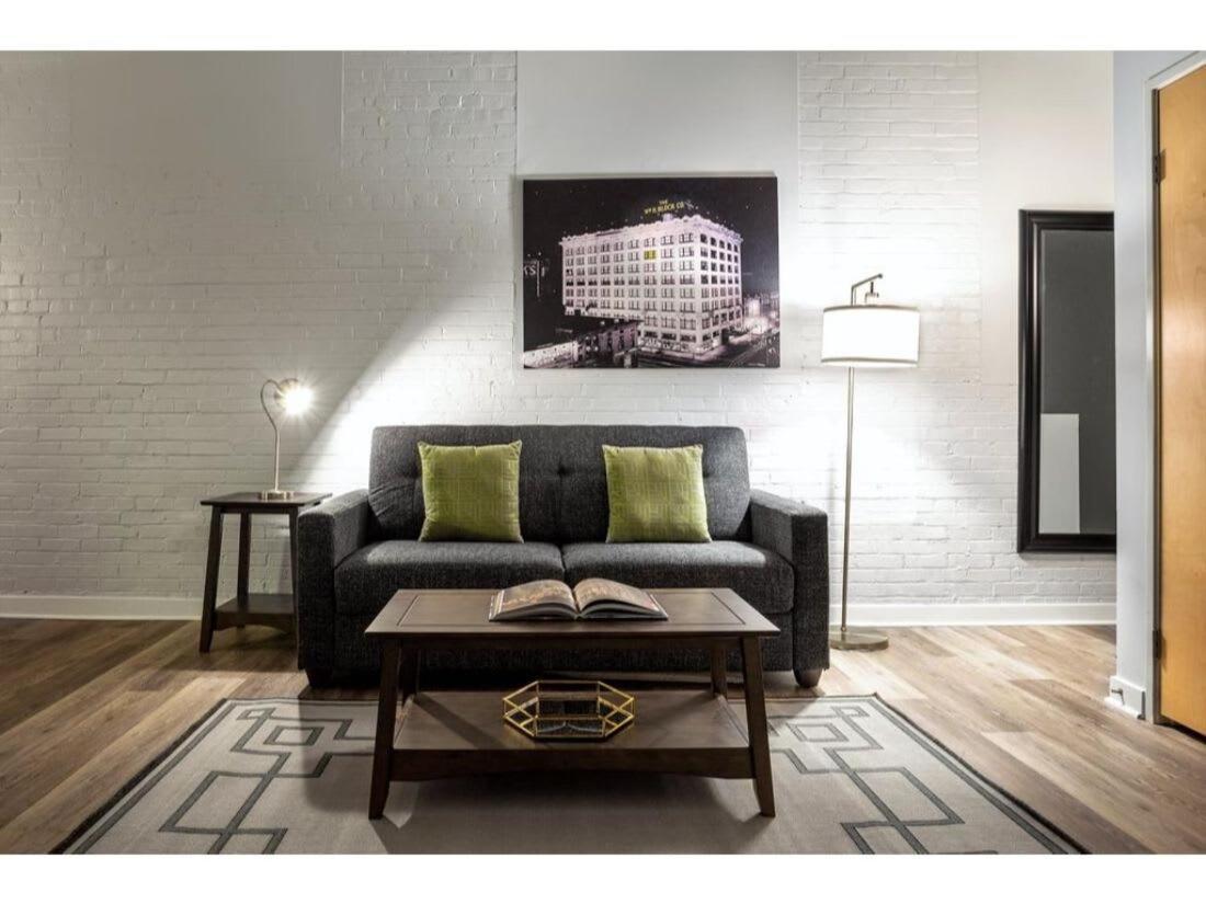 Modern Apartment Close To Everything Cozysuites Indianapolis Extérieur photo