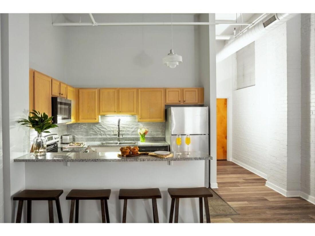 Modern Apartment Close To Everything Cozysuites Indianapolis Extérieur photo