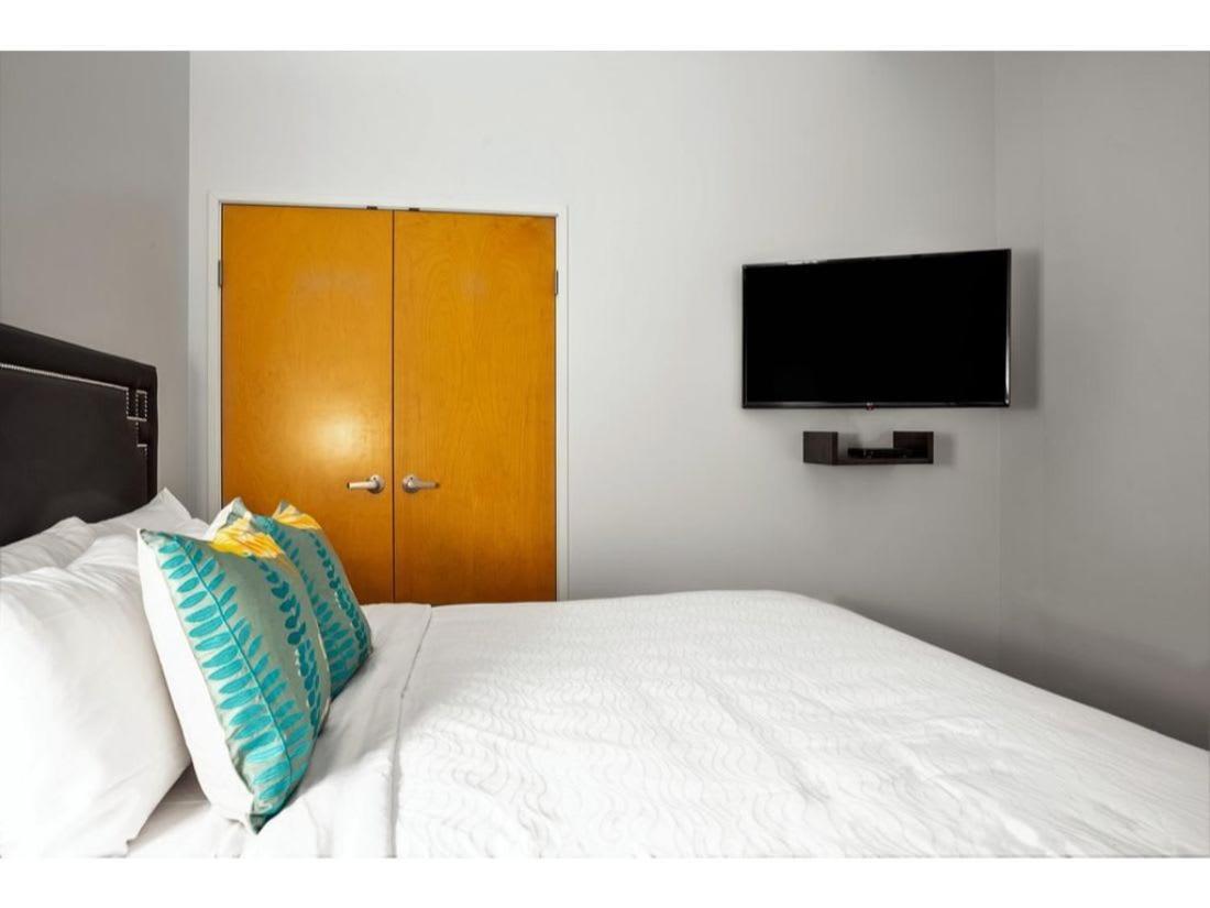 Modern Apartment Close To Everything Cozysuites Indianapolis Extérieur photo